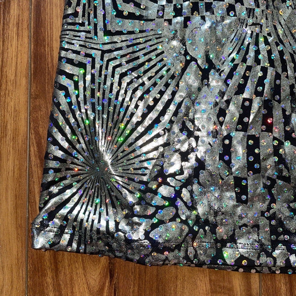Metallic Active Top - Picture 3 of 6